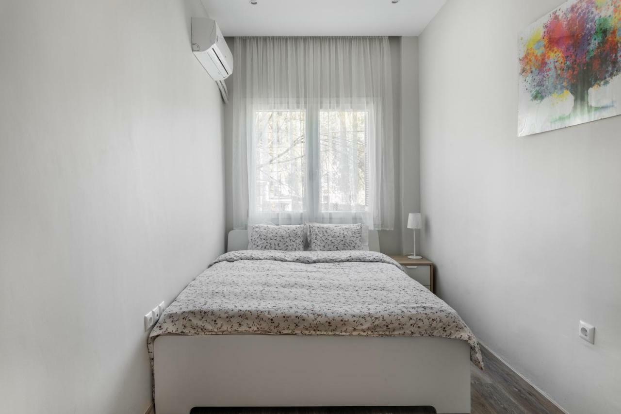 Cozy Apartment In City Center Tesalonika Bagian luar foto